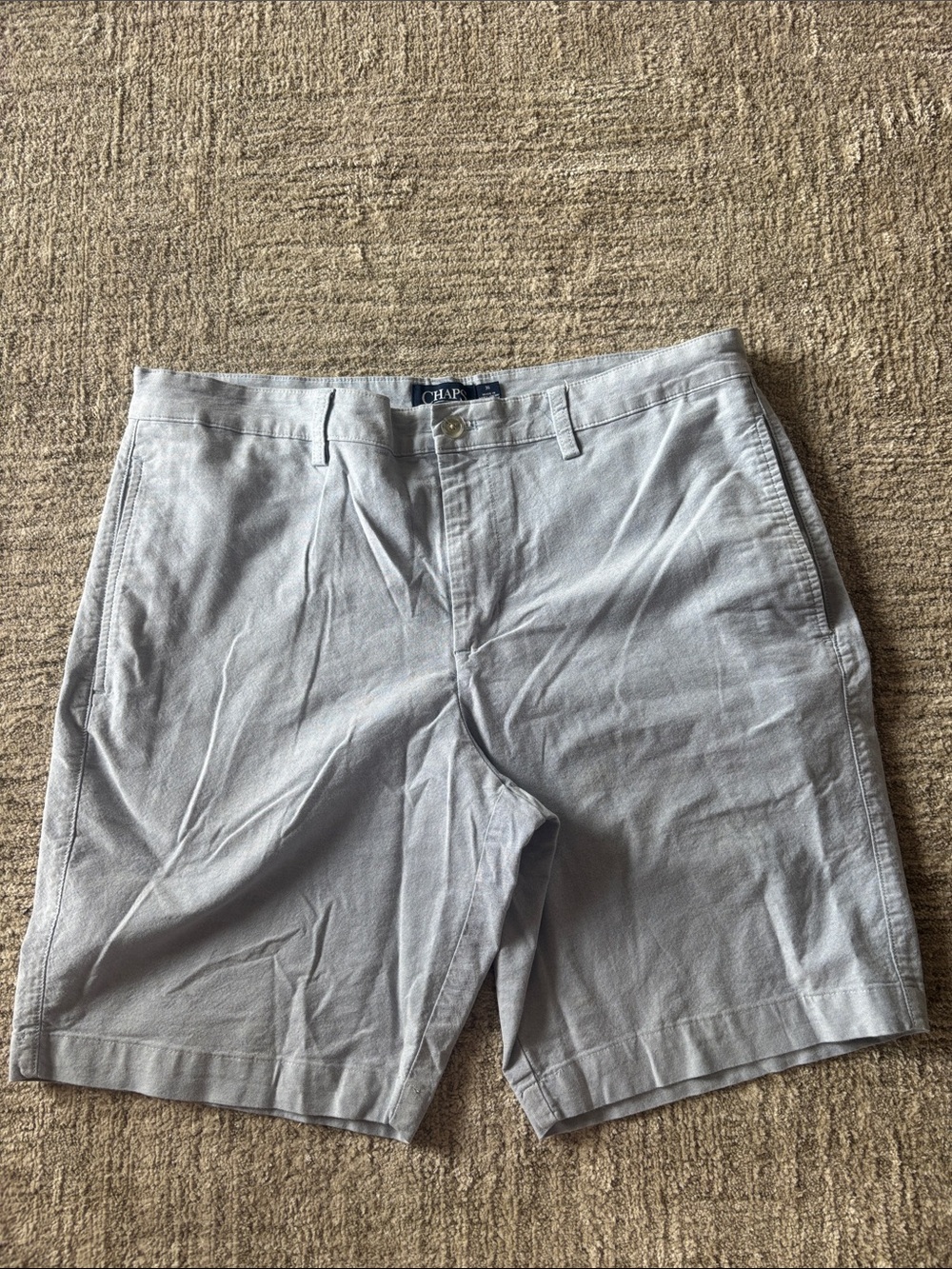 Chaps Men's Light Gray Flat-Front Cotton Shorts